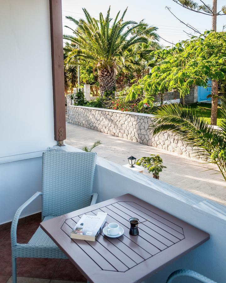 Oceanis Rooms Адамас Екстер'єр фото